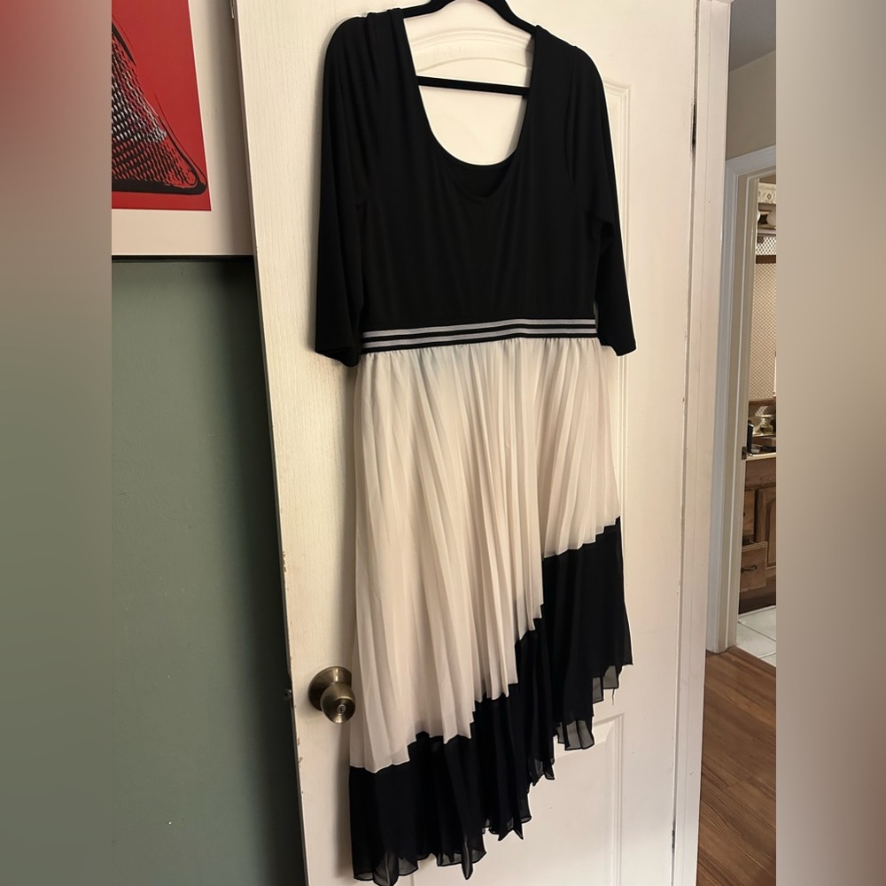 Trixxi black and white asymmetrical pleated dress